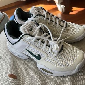 Nike tennis sneakers